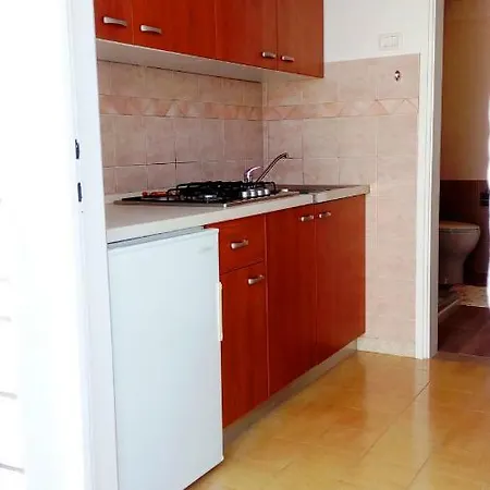 Komunela Apartamento Umag