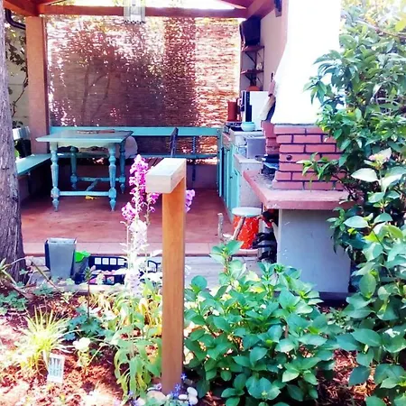 Komunela Apartment *